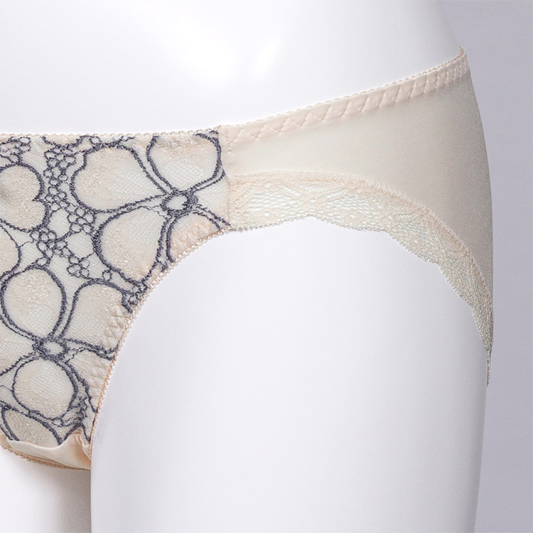 MBT838|アンテシュクレ intesucre モデルブラ ブラセット ふっくらデコルテメイク 全3色 B-E/65-75