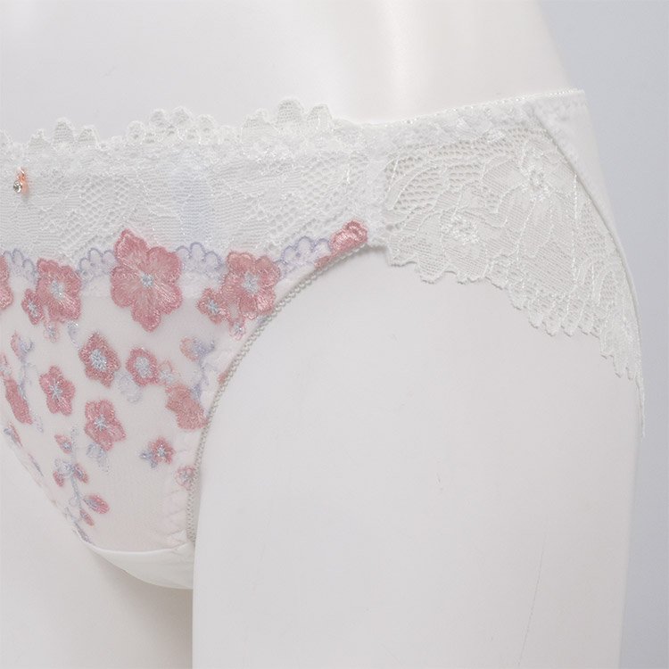 IBT374S|アンテシュクレ intesucre 毎日フィットブラ Wパッドボリュームタイプ ブラセット くっきり谷間メイク BCDEカップ アンダー60/65/70/75cm