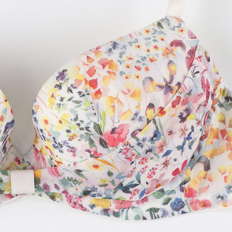 BUN223|ウンナナクール une nana cool MADE WITH LIBERTY FABRIC リボンブラ 胸もとフィットながもち~動いても、キレイはつづく~ ブラジャー単品 BCDEFFカップ アンダー 65/70/75cm