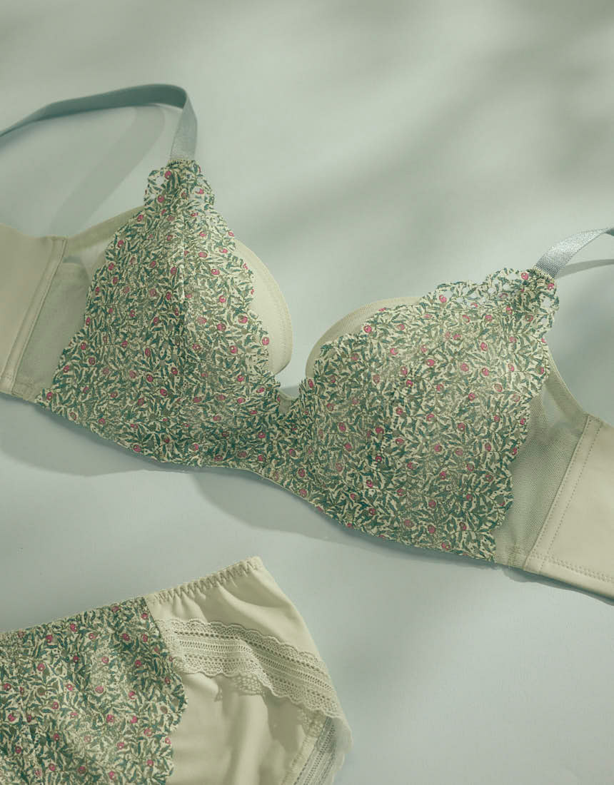 JB2323|ウンナナクール une nana cool MADE WITH LIBERTY FABRIC さあ、わたし レース ブラジャー単品 BCDEFカップ アンダー 65/70/75/80cm