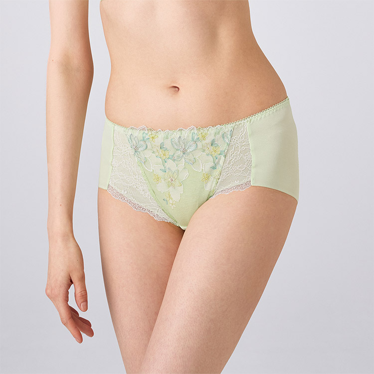 TR636PT|トリンプ 天使のブラ 魔法のハリ感 TR636シリーズ ボーイレングスショーツ M/L