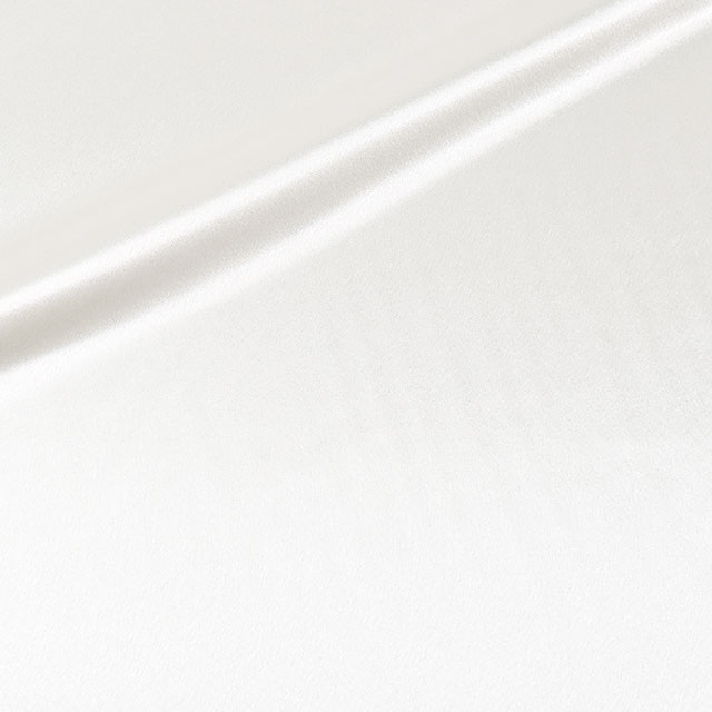 BO.オフホワイト