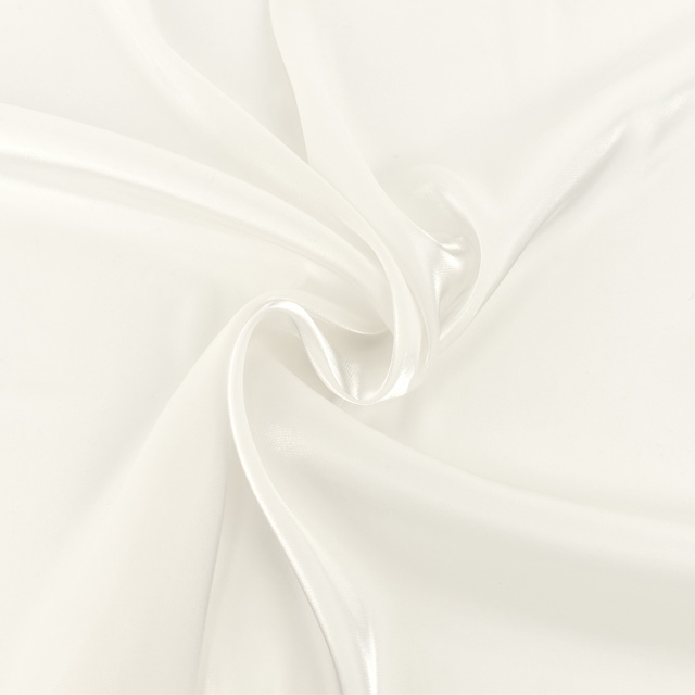 OW.オフホワイト