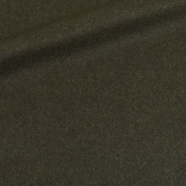 641.モスグリーン