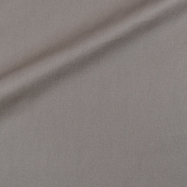 282.ミディアムグレー