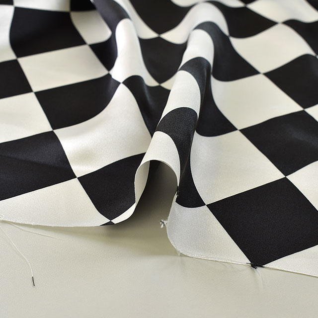 サテン生地 ダイヤモンド(170530) 1.白×黒 99Zz99_