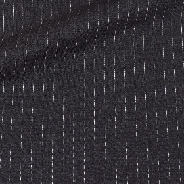 18.ダークグレー