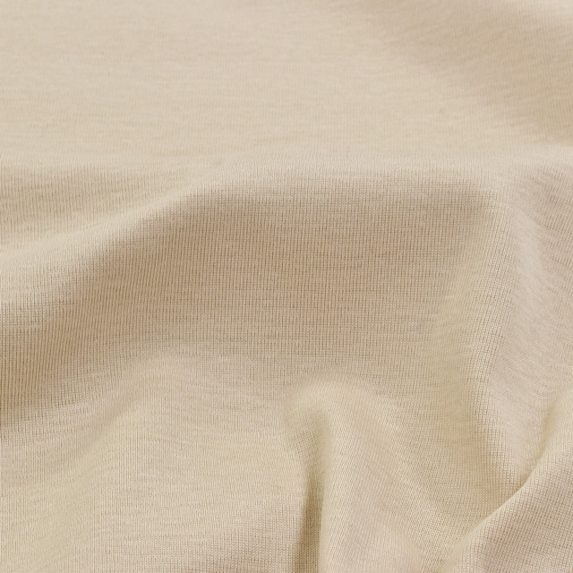 2.ライトベージュ