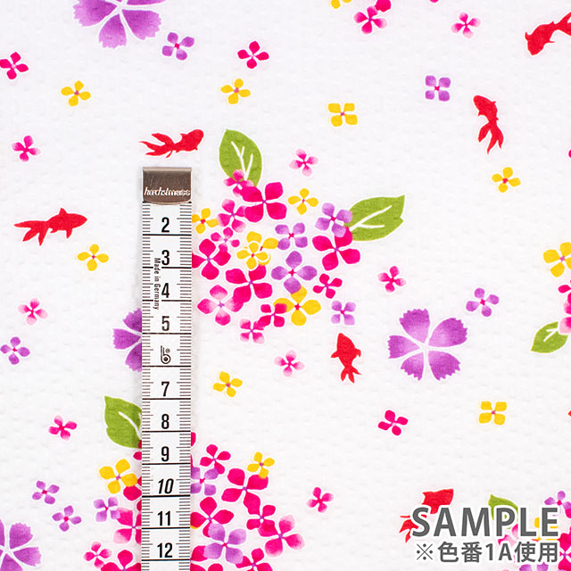 生地 リップルプリント 金魚とあじさい(38150) 1A.オフ 09Ae99_