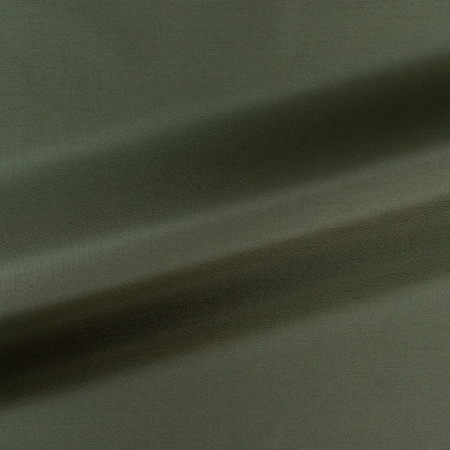 136.ダークグリーン