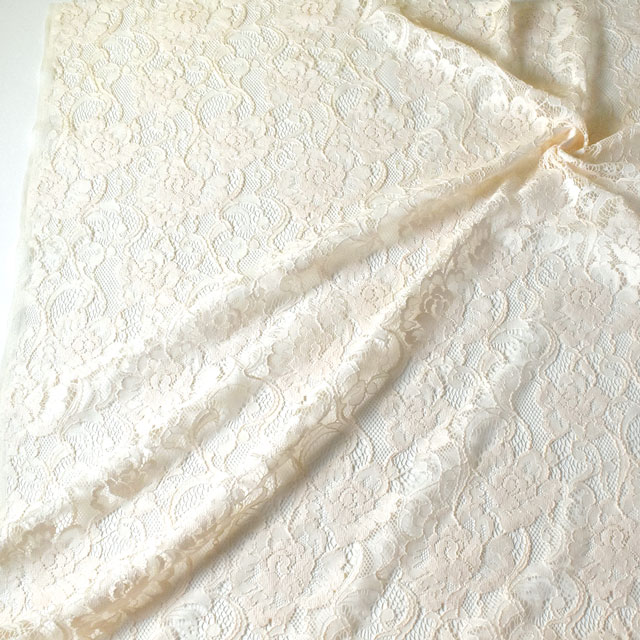 生地 広幅コットンラッセルレース(68104M) 2.エクリュ 10Ac04_