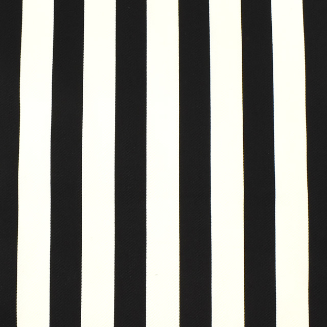 C.クリーム×ブラック