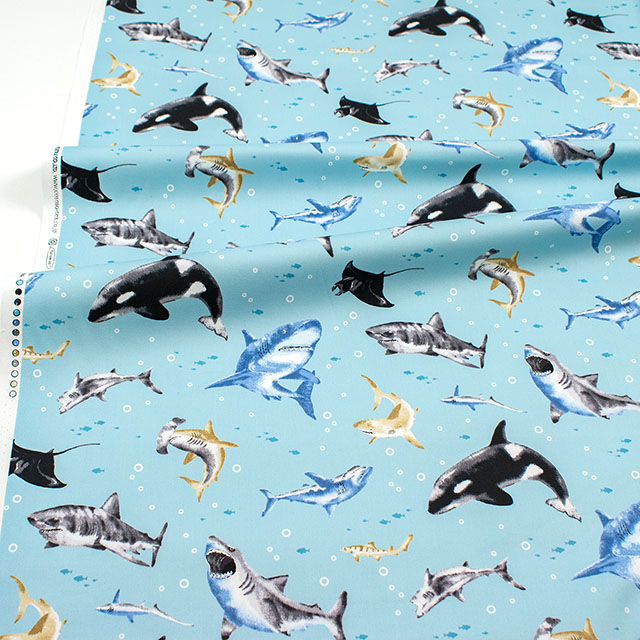 生地 オックスキッズプリント サメ柄(AP61801H) 2C.サックス 09Ae99_