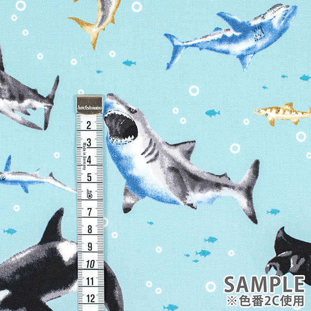 生地 オックスキッズプリント サメ柄(AP61801H) 2C.サックス 09Ae99_