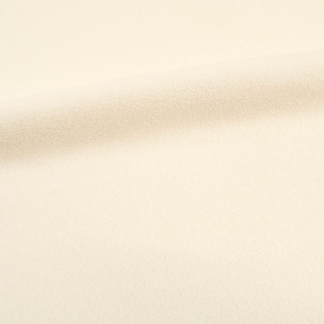 73.オフホワイト