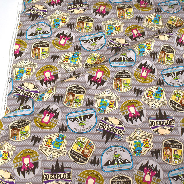 生地 BTSシリーズ ディズニー トイストーリー ワッペン柄/キルティング(GRQ-1116) 1A.グレー 99Zz99_