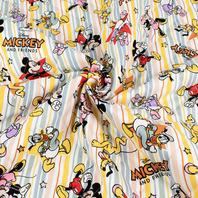 生地 BTSシリーズ ディズニー ミッキー&フレンズ/キルティング(GRQ-1130) 1A.マルチ 09Ae12_