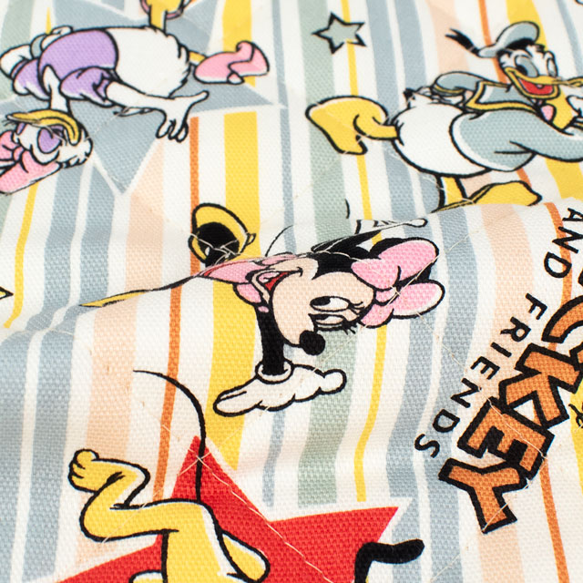 生地 BTSシリーズ ディズニー ミッキー&フレンズ/キルティング(GRQ-1130) 1A.マルチ 09Ae12_