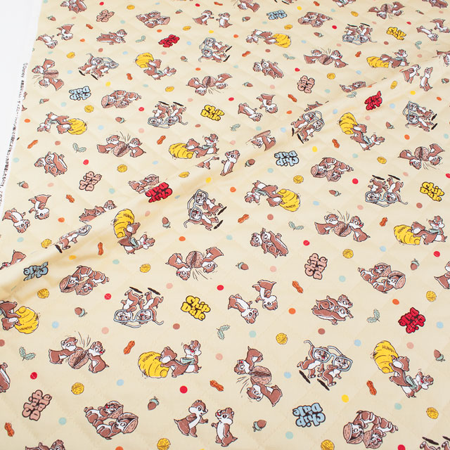生地 BTSシリーズ ディズニー チップ&デール/キルティング(GRQ-1133) 1A.ベージュ 09Ae12_