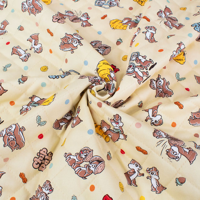 生地 BTSシリーズ ディズニー チップ&デール/キルティング(GRQ-1133) 1A.ベージュ 09Ae12_