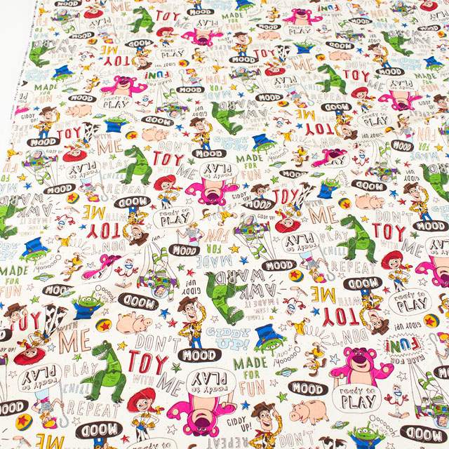 生地 BTSシリーズ ディズニー トイ・ストーリー/キルティング(GRQ-1137) 1A.キナリ 09Ae12_