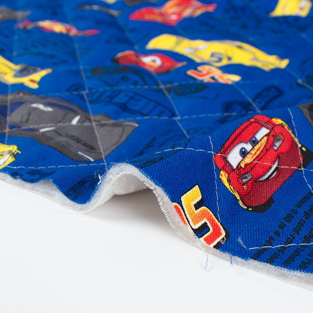 生地 BTSシリーズ ディズニー カーズ/キルティング(GRQ-1139) 1A.ネイビー 09Ae12_