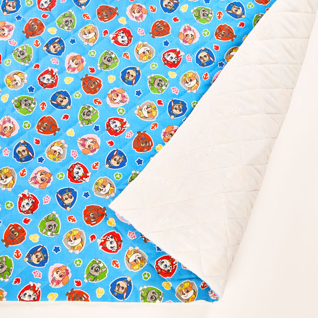 生地 パウ・パトロール バッジ柄/キルティング(GQ-4614) 1A.ブルー 09Ae12_