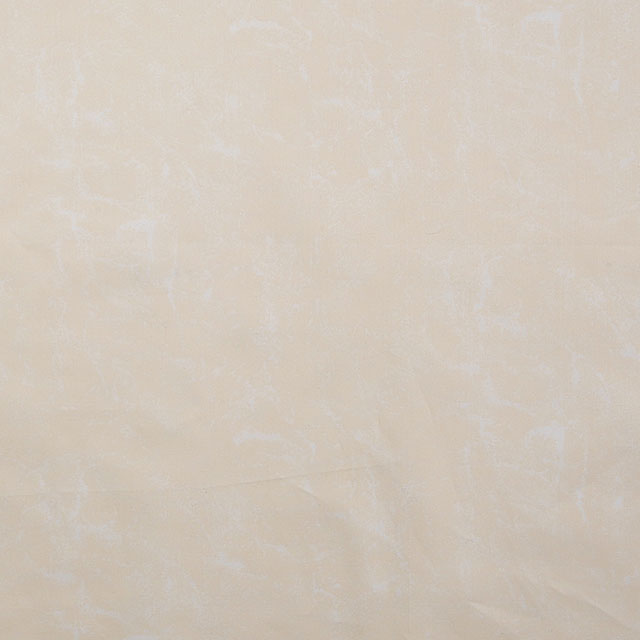 2.ライトベージュ