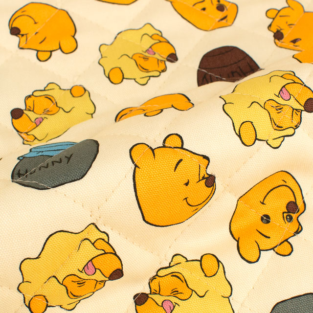 生地 BTSシリーズ くまのプーさん/キルティング(GRQ-1143) 1A.ベージュ 09Bi19_