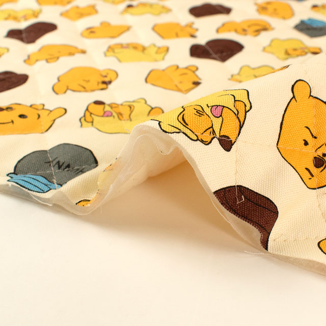 生地 BTSシリーズ くまのプーさん/キルティング(GRQ-1143) 1A.ベージュ 09Bi19_