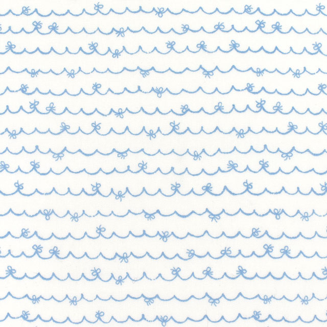 B.白地×ブルー系