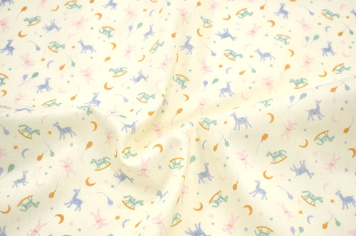 生地 ホーミーコレクション キリンとうさぎと木馬(DH10157S) A.オフホワイト系 09Ae06_