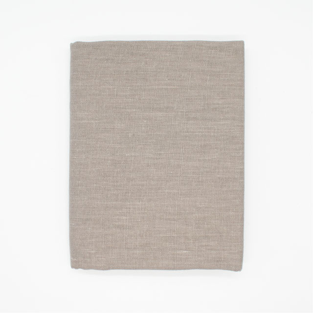 8.サンドベージュ