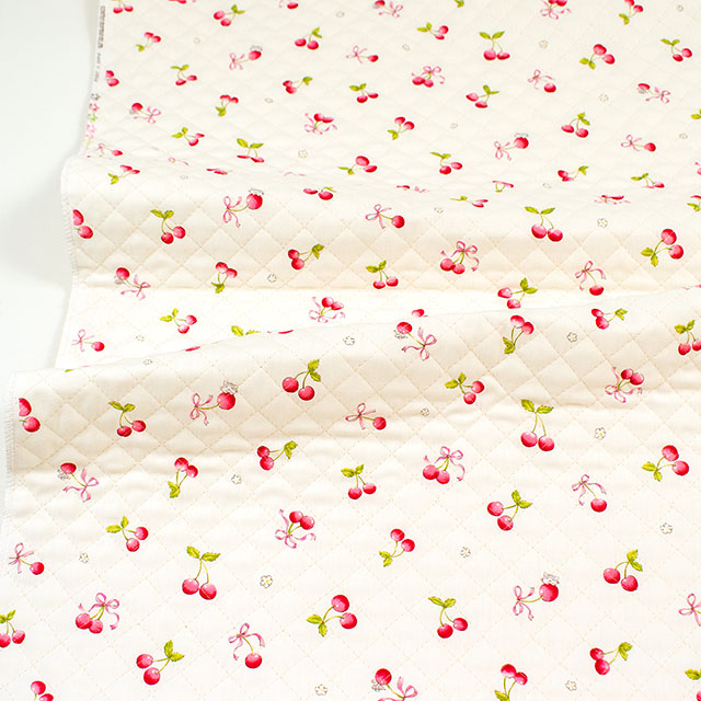 生地 キッズランド さくらんぼ&リボン/キルティング(AQ25001) 2A.オフ 09Ae99_