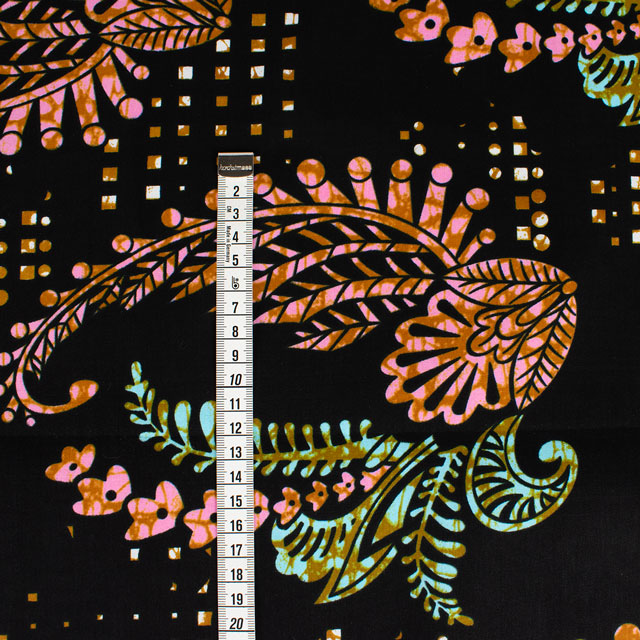 生地 アフリカ布 キテンゲ 24SS 4.ブラック×ピンク 09Ae99_