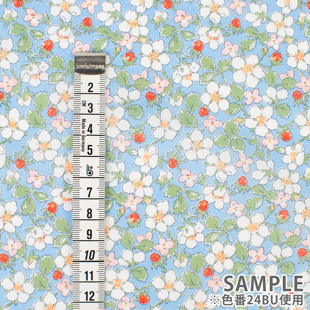 生地 LIBERTY FABRICS リバティ・ファブリックス タナローン 2024SS THE LIBERTY KALEIDOSCOPE Paysanne Blossom ペイザンヌ・ブロッサム(24-3634121) 24BU.ブルー 99Zz99j