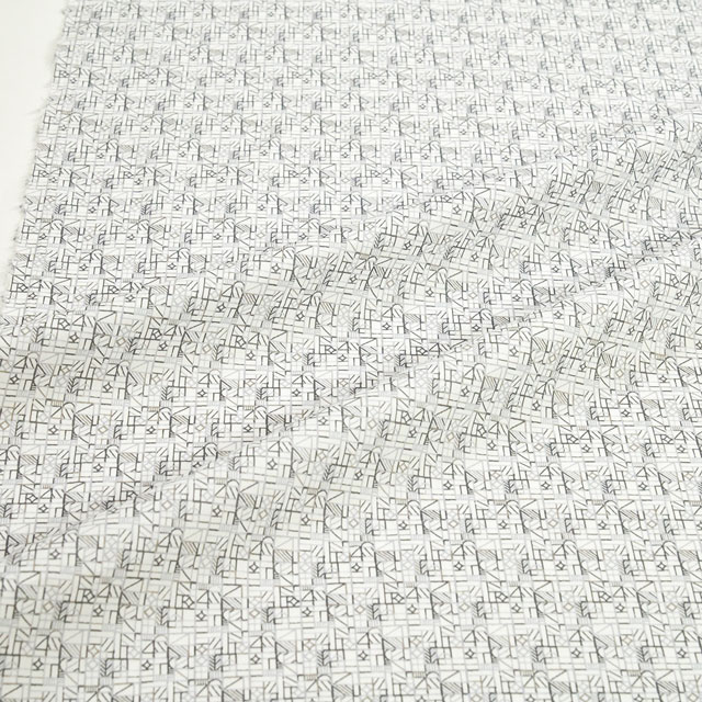 生地 LIBERTY FABRICS リバティ・ファブリックス タナローン 2024SS CITY COLLECTION Tudor House チューダー・ハウス(24-1224130) P24A.ブラック 09Ac03j