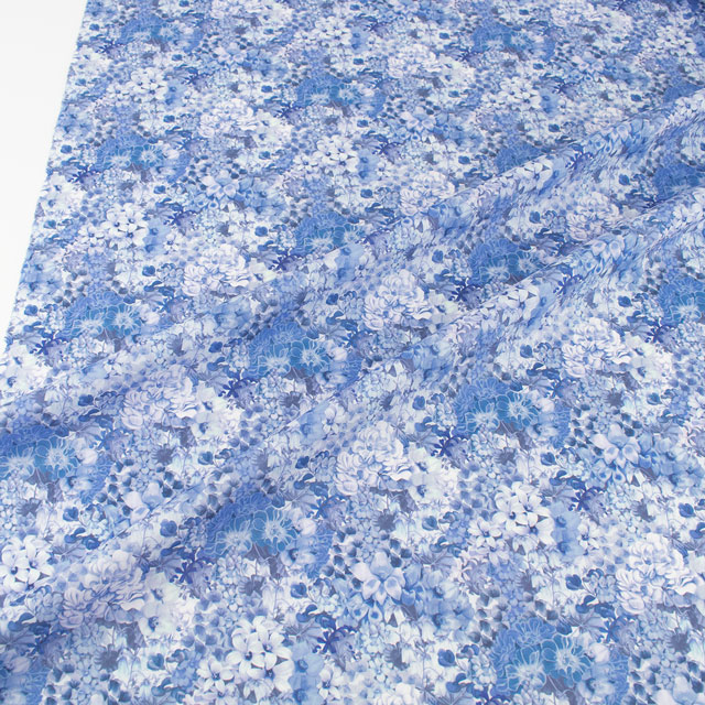 生地 LIBERTY FABRICS リバティ・ファブリックス タナローン 2024SS Onetone Gradation Painted Travels ペインテッド・トラベルズ(3632015) J24D.ブルー 09Ac03j