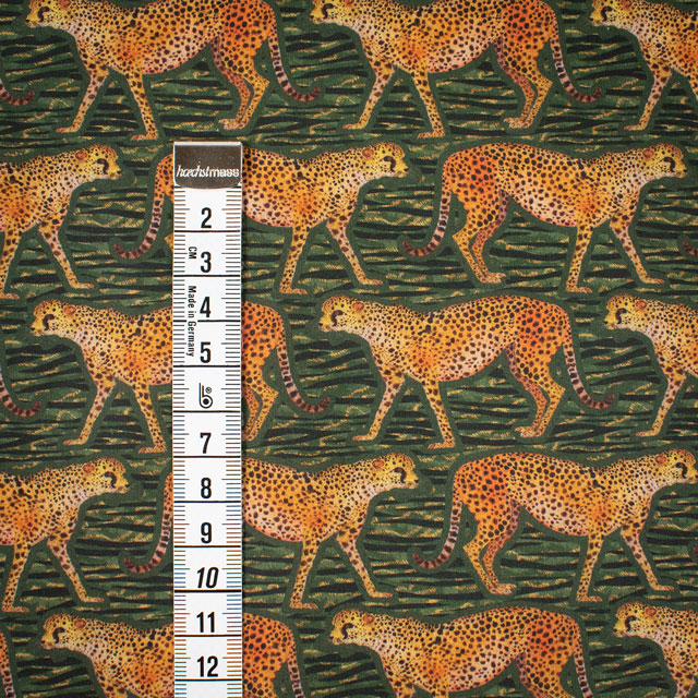生地 LIBERTY FABRICS リバティ・ファブリックス タナローン 2024SS Wildsmith's Wonderful World Meet the Cheetahs ミート・ザ・チーターズ(363J4210) 24AU.グリーン 99Zz99j