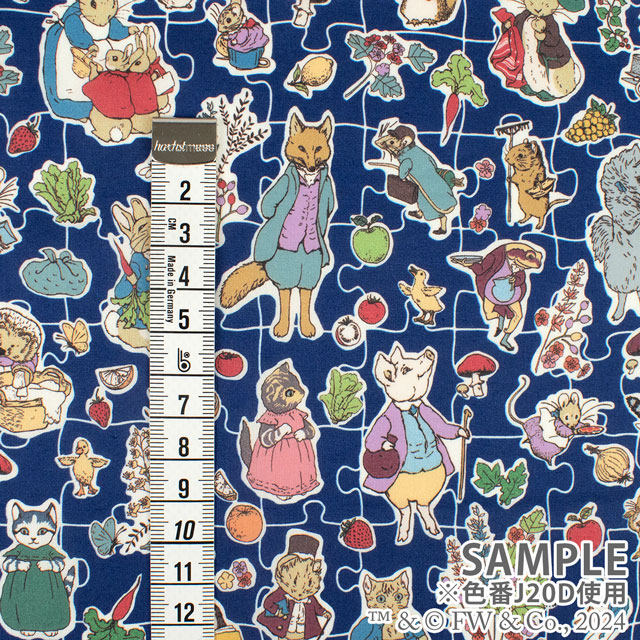生地 LIBERTY FABRICS リバティ・ファブリックス タナローン ピーターラビット(TM)・コレクション Hilltop Adventures ヒルトップ・アドベンチャー(DC30740) J24A.ベージュ 99Zz99j