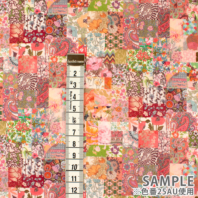 生地 LIBERTY FABRICS リバティ・ファブリックス タナローン 2025SS Retold 150th Anniversary Collection Archive Patchwork アーカイブ・パッチワーク(25-3635114) 25BU.ブルー 09Ac03j