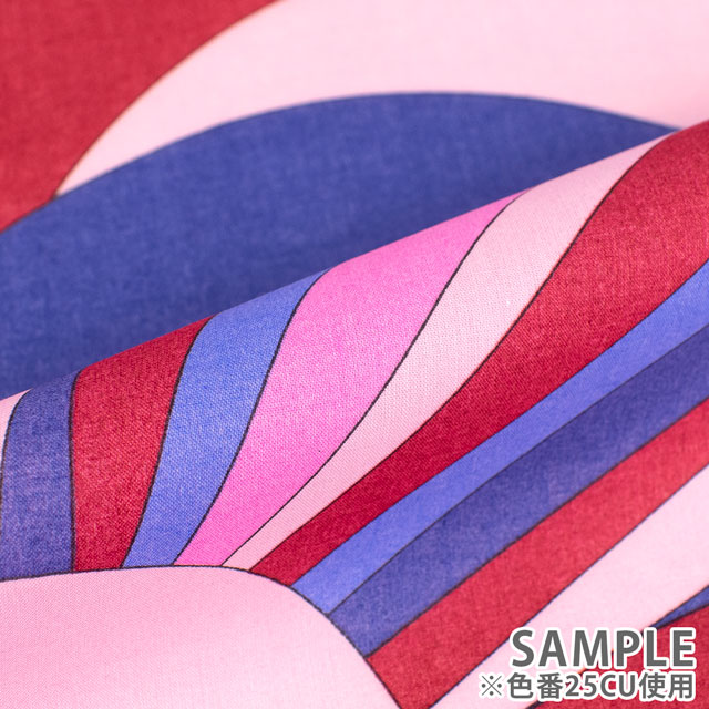 生地 LIBERTY FABRICS リバティ・ファブリックス タナローン 2025SS Retold 150th Anniversary Collection Over The Hills オーバー・ザ・ヒルズ(25-3635129) 25CU.ブルー系マルチ 09Ac03j