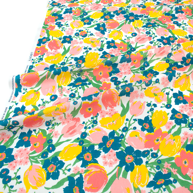 生地 LIBERTY FABRICS リバティ・ファブリックス タナローン 2025SS Retold 150th Anniversary Collection Mariana's Bouquet マリアナズ・ブーケ(25-3635131) 25CU.パステル 09Ac03j