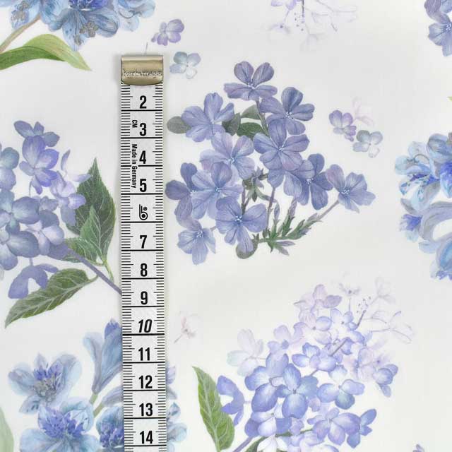 生地 LIBERTY FABRICS リバティ・ファブリックス タナローン 2025SS Botanical Escape Marina's Meadow マリナズ・メドゥ(25-363J7406) 25CU.ブルー 09Ac03j