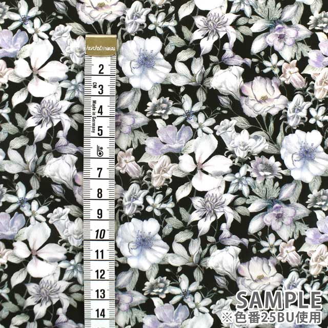 生地 LIBERTY FABRICS リバティ・ファブリックス タナローン 2025SS Botanical Escape Summer Garden サマー・ガーデン(25-363J7408) 25BU.ブラック 09Ac03j