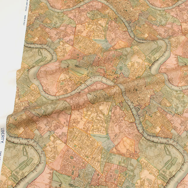 生地 LIBERTY FABRICS リバティ・ファブリックス タナローン 2025SS LONDON COLLECTION Cary's Patchwork キャリーズ・パッチワーク(25-363J73454) 25AU.ナチュラル 09Ac03j