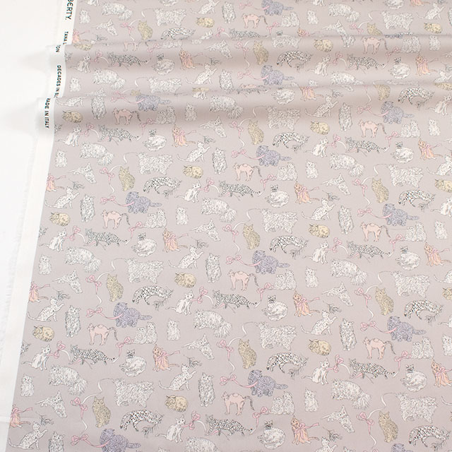 生地 LIBERTY FABRICS リバティ・ファブリックス タナローン 2025AW Decades in Bloom Koh & Eito コー・アンド・エイト(25-363J75911) 25CU.グレー 09Ac03j