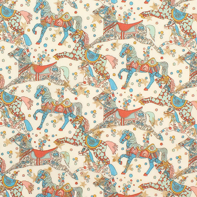 生地 LIBERTY FABRICS リバティ・ファブリックス タナローン 2025AW Festive Collection Celestial Pace セレスティアル・ペース(DC35395) J25B.アイボリー/ブルー 09Ac04j