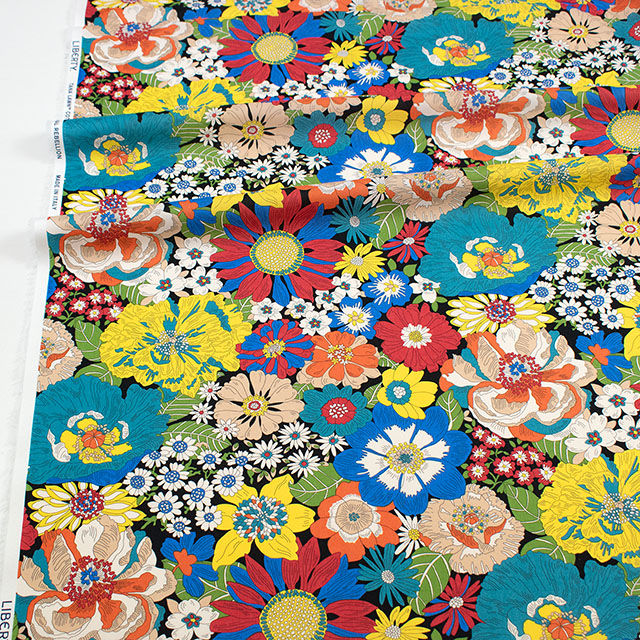 生地 LIBERTY FABRICS リバティ・ファブリックス タナローン 2026SS Floral Rebellion Summers in the Sun サマーズ・イン・ザ・サン(26-36361041) 26AU.ブラック 09Ac04j