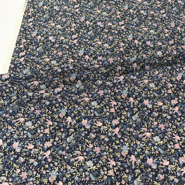 生地 LIBERTY FABRICS リバティ・ファブリックス タナローン エターナル Birdsong バードソング(DC28995) BE.ダークネイビー×ピンク 09Ac03j